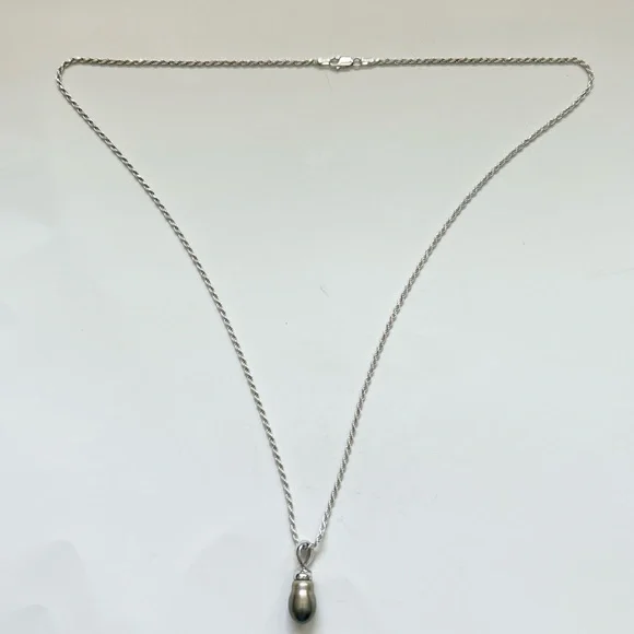 Platinum Gray Baroque Pearl Sterling Silver Necklace - Picture 8 of 9